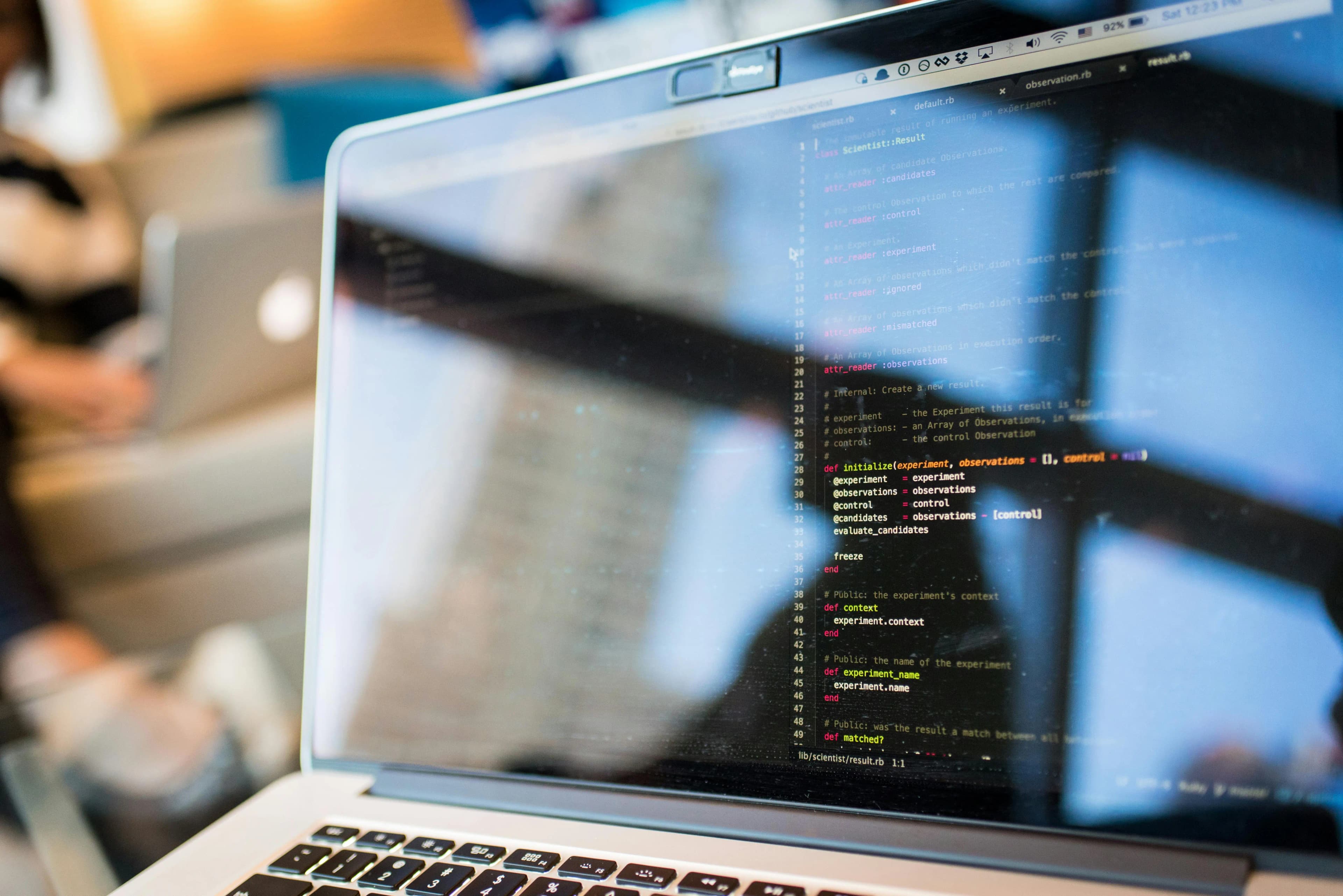 7 sinais de que sua empresa precisa de um novo site ou sistema web